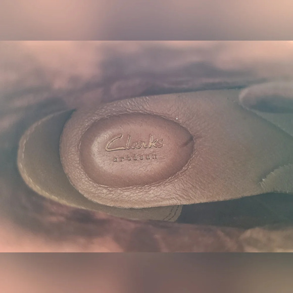 Clarks Artisan Brown Nubuck Leather Boots, Size 6M‎ - Picture 8 of 9